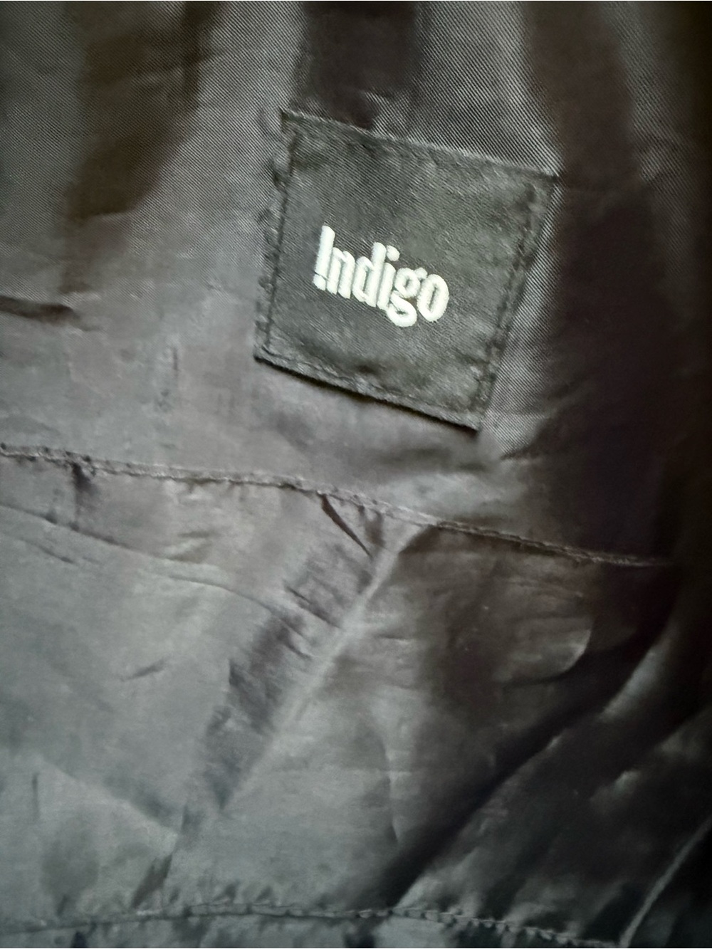 Indigo Anywhere Bag - Olive Green Canvas Tote with Black Straps - Picture 6 of 7